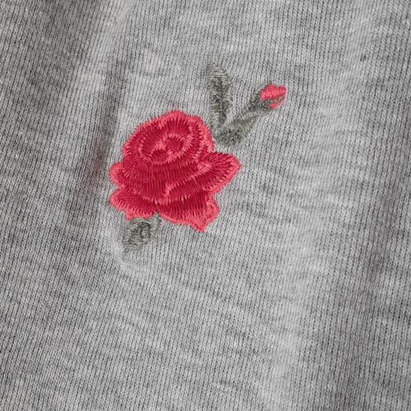 Common Threads Embroidered Rose Tee - Picture 2 of 2